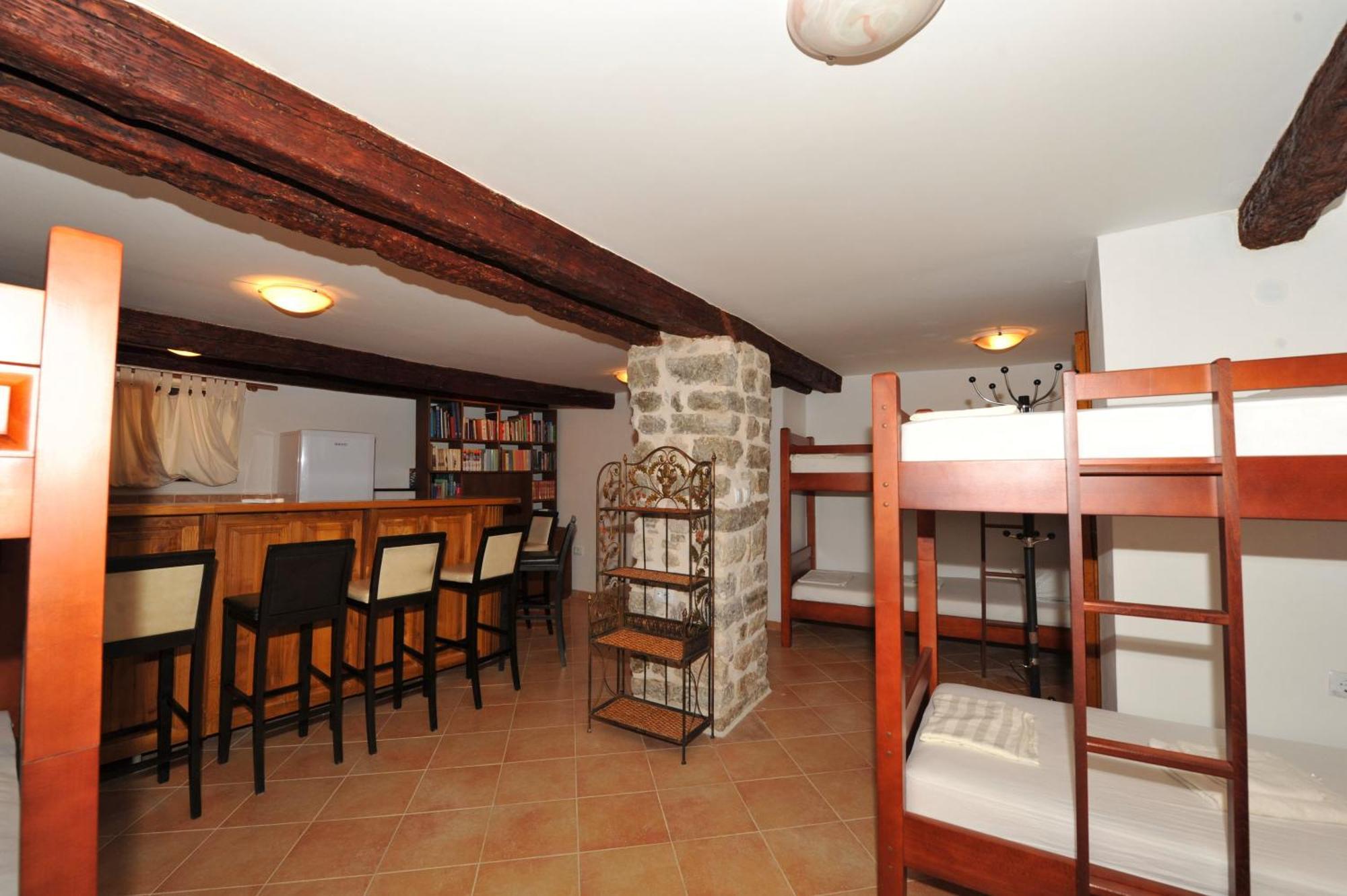 Apartments Monika Old Town Kotor Buitenkant foto
